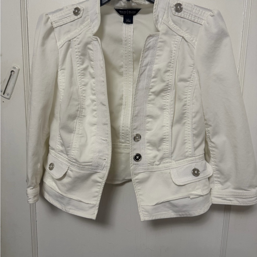 White House Black Market White Blazer with Button Accents